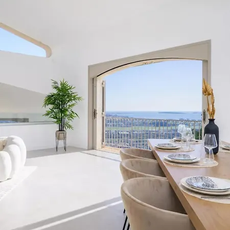 Holiday home O